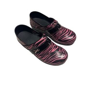 Sanita Professional Liv Patent Leather Nurse Clogs EUR 38 Womens Size 7.5 Zebra